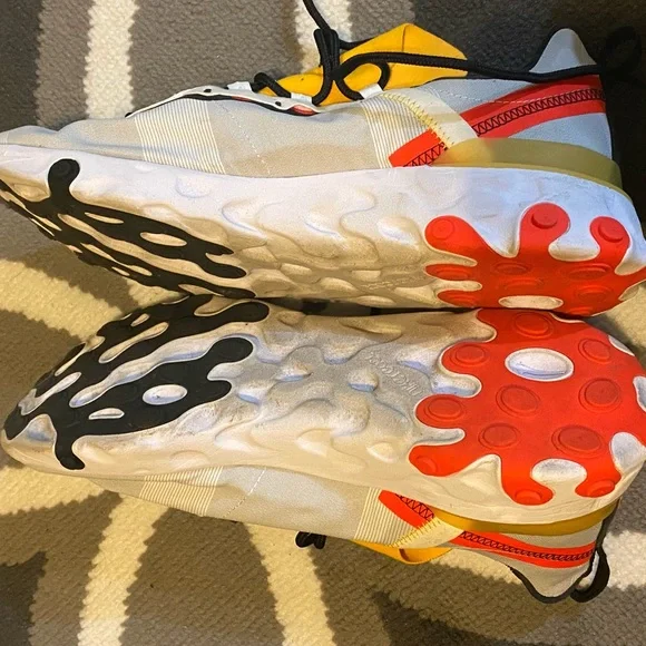 React Element 55 'Tour Yellow' used - Picture 6 of 7